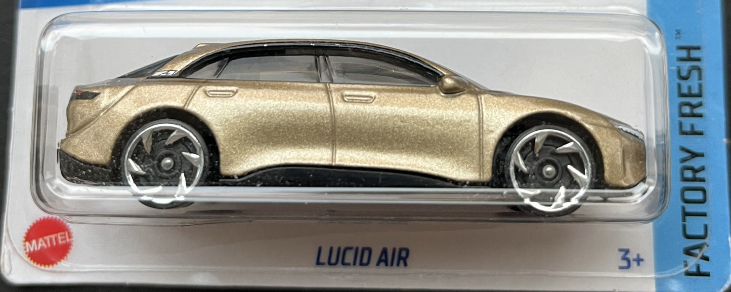 Hot Wheels Lucid Air (gold)